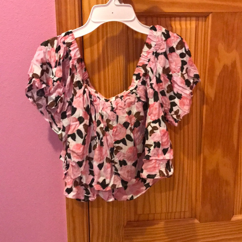 Forever 21 flowy off-the-shoulder top